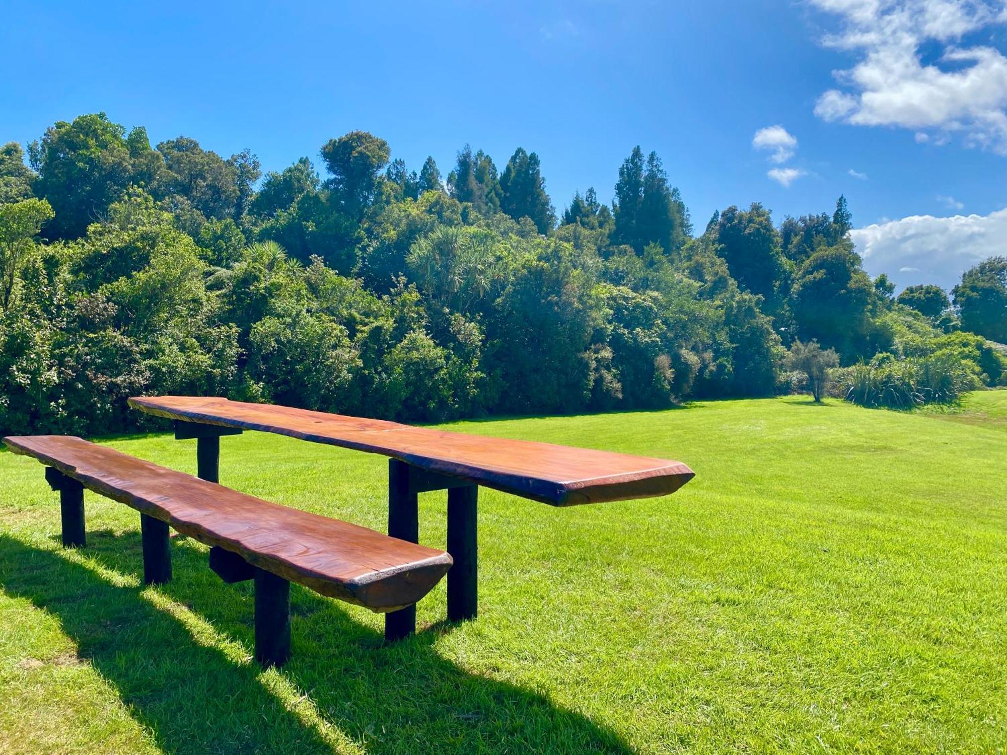 Heritage Park Lodge Haast Buitenkant foto