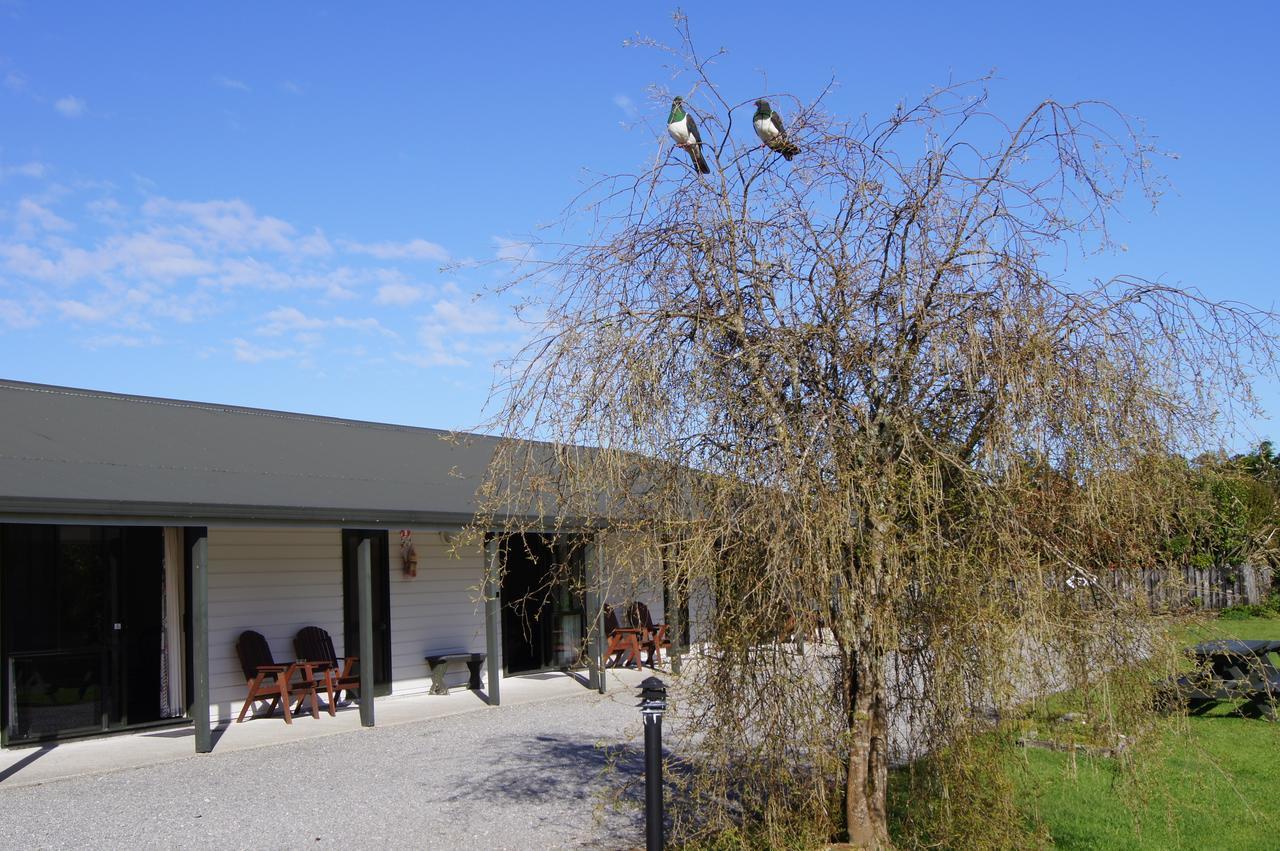 Heritage Park Lodge Haast Buitenkant foto